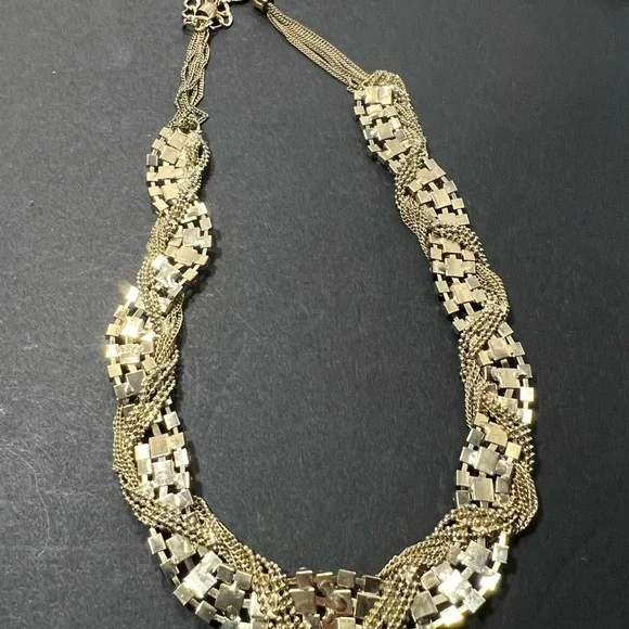 Stunning ALFANI Vintage Twisted Chain with Heavy Rhinestones Necklace - Picture 6 of 6